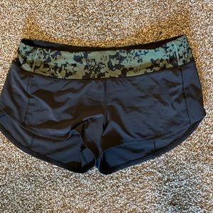 Black and green Lululemon shorts